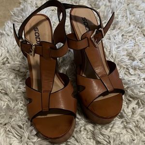 Brown wedges